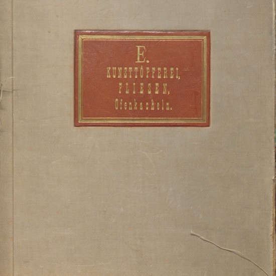 Buch mit hellem Einband und dunkel abgesetzten Ecken