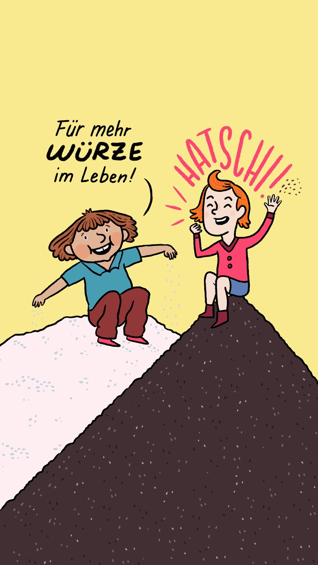 Zwei Kinder sitzen auf einem weißen und einem braunem Sandberg.