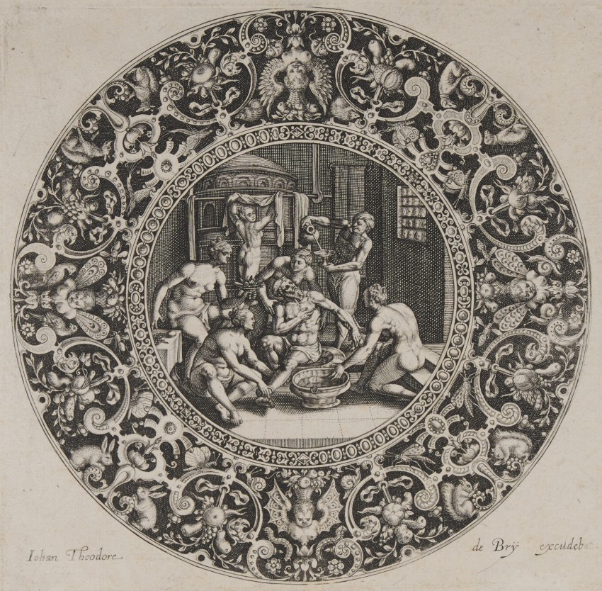 Rundes Bild mit figürlicher Szene im Zentrum und reich geschmücktem Rand.