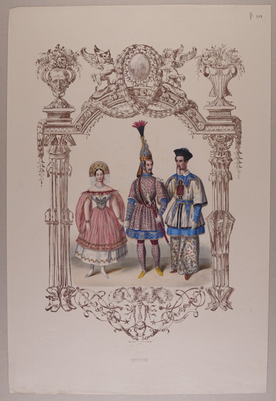 Drei Personen in Kostümierung, eine Frau mit Kleid und Kopfbedeckung, zwei Männer, Motiv ist kunstvoll gerahmt von Säulen, Vasen mit Blumenschmuck und Fabelwesen.C01466: Drei Figuren aus den „Märchen aus 1001 Nacht“ aus der Folge „Quadrilles du Carnaval à Berlin“