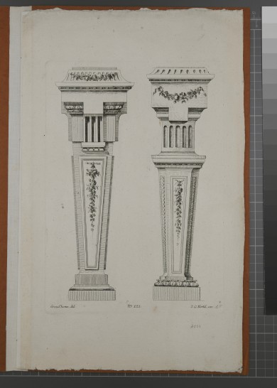 Entwurf für zwei schlanke Postamente mit quadratischem Fuß: Die Säulen sind mit unterschiedlichen Zierornamenten im Stil Louis des Sechzehnten gestaltet, ihre Kopfstücke sind floral verziert.UB02533: Entwurf für zwei Postamente (Verlags-Nr. 121) aus einer Folge von vier Blättern