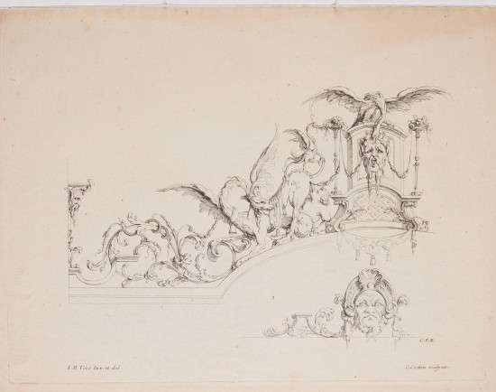 Verschiedene Mischwesen, Fabeltiere und verschlungene Zierformen verbinden sich zu einer Reihe auf geradem Untergrund sowie nach rechts hin angeschnittenem Bogen. Unten rechts im Bild eine männliches Gesicht mit Kopfschmuck.UB07721: Arabeske aus der Serie „Desseins Arabesque A Plusieurs Usages“