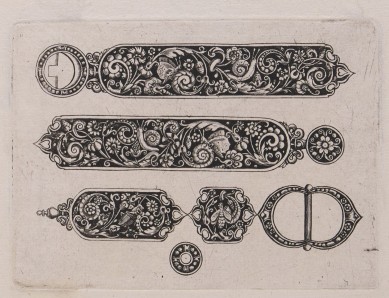 Ornament-Vorlagen für Gürtel und Schnallen mit Blüten und geschwungenen Blatt- und Blütenranken.UB10009: Schwarzornamente aus einer Folge von Gürteln, Schnallen und Ringen